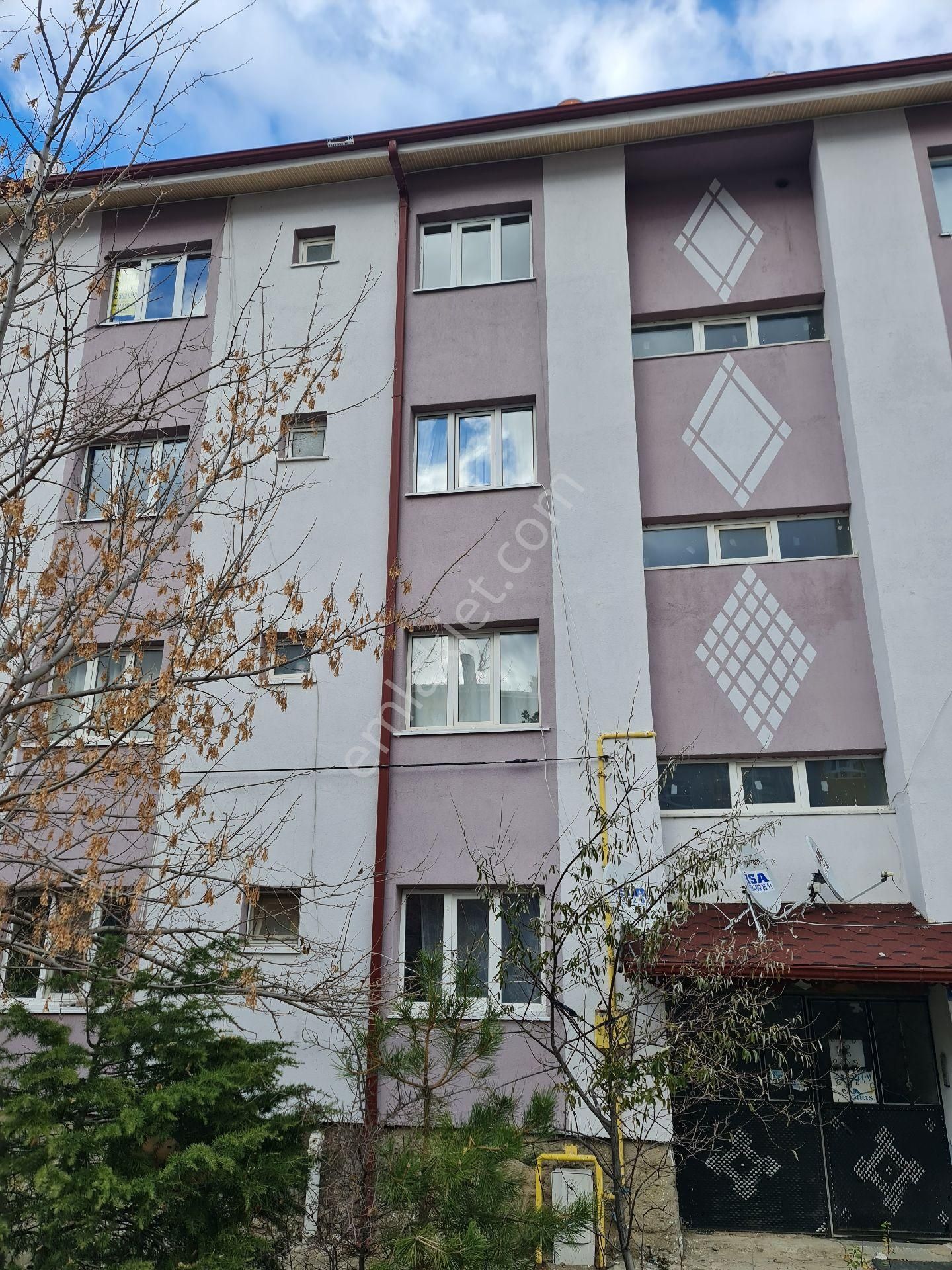 Seydişehir Pınarbaşı Satılık Daire Furkan Emlaktan Seydişehir Küpe Cami Yakın 2+1 Satılık Daire