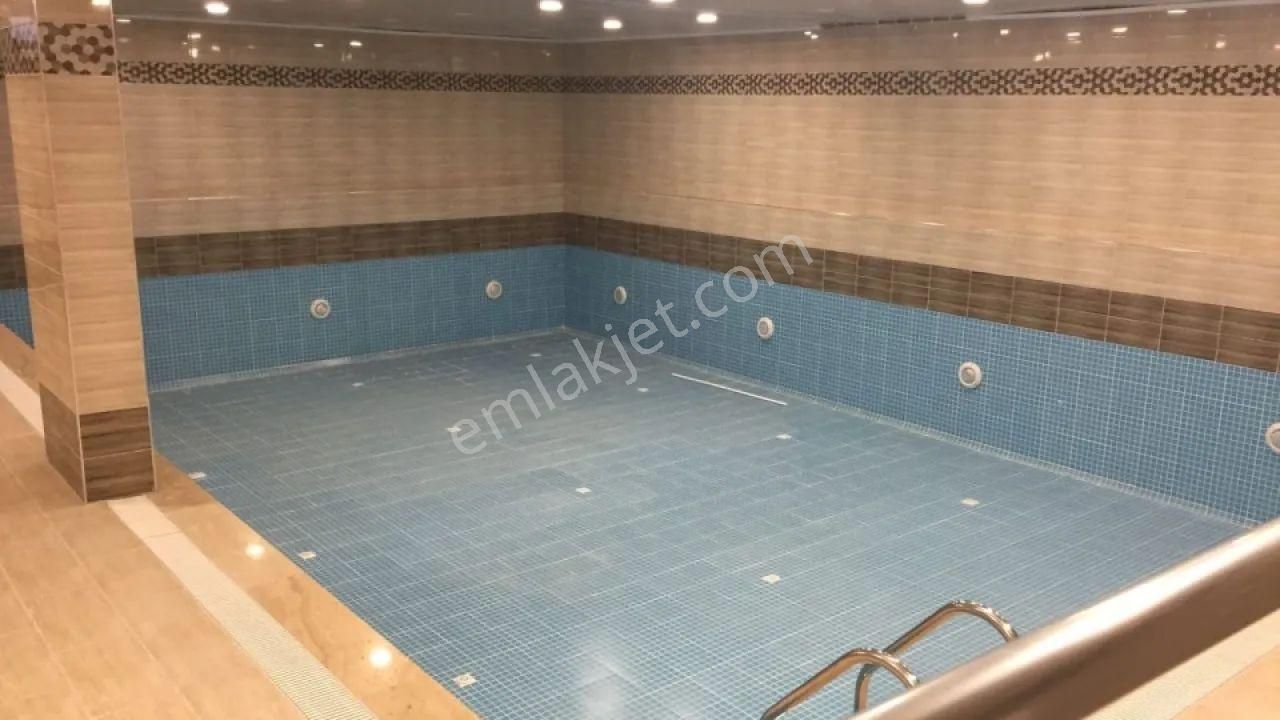 Ortahisar Yalıncak Kiralık Daire evin sahibiKiralık4+1daire,havuzu,sauna,spor, çocuk park،Otopark،Denizmanza