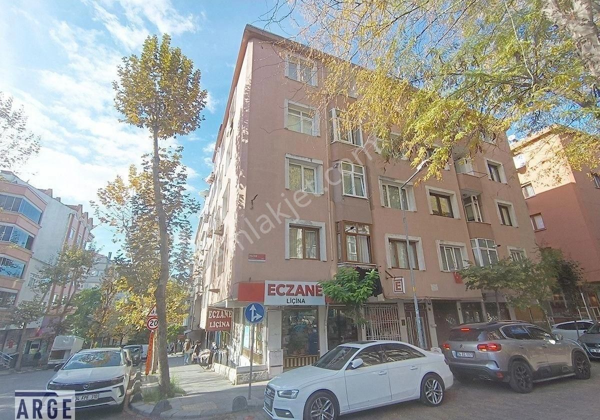 Bayrampaşa Yıldırım Kiralık Daire Bayrampaşa Yıldırım Mh'de, Sıfır Tadilatlı 2+1, 75M2 Kiralık Daire