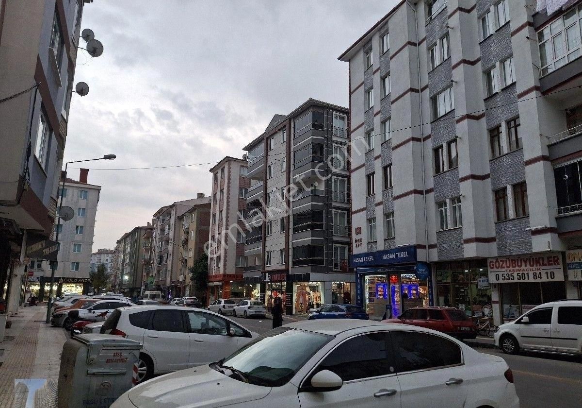 Çorum Merkez Ulukavak Kiralık Daire OSMANCIK CADDESİ ÜZERİNDE YAPILI MEMURA KİRALIK DAİRE