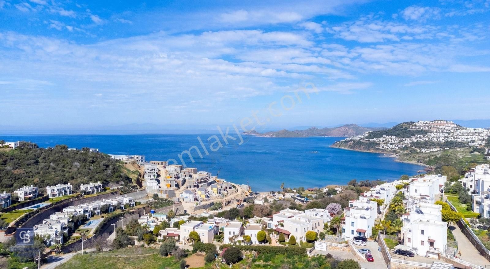 Bodrum Koyunbaba Satılık Villa Bodrum Gümüşlük Koyunbaba'da, Deniz Manzaralı İkiz Dubleks Villa