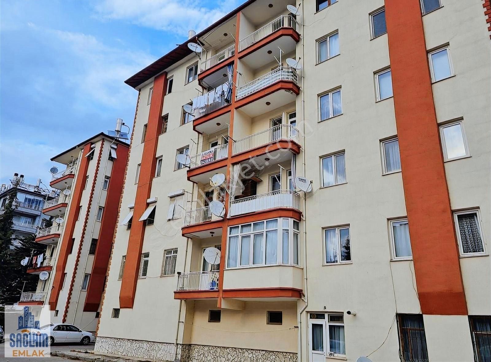 Isparta Merkez Davraz Satılık Daire SAĞLAM EMLAKTAN DAVRAZ ÇEVREYOLUNDA SATILIK KOMBİLİ DAİRE