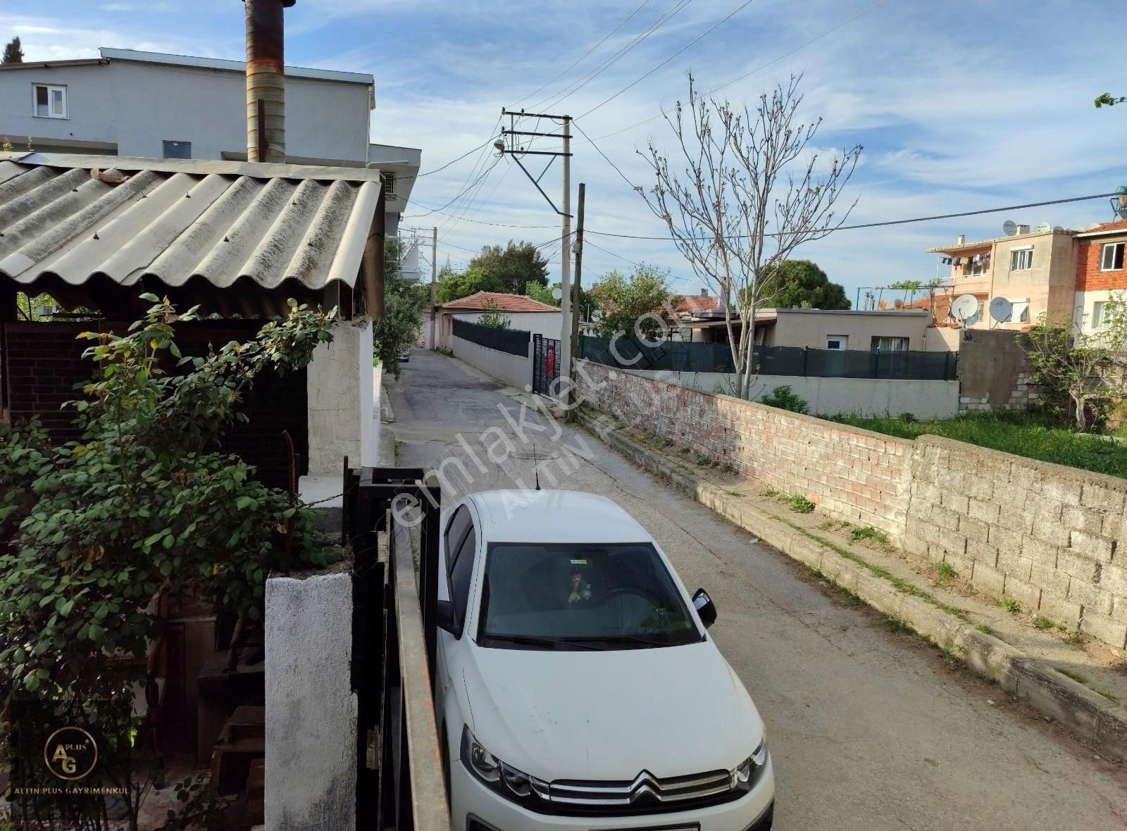 Gaziemir Yeşil Satılık Müstakil Ev Altın Plustan Gaziemir'in Merkezinde Müstakil Yaşam Fırsatı