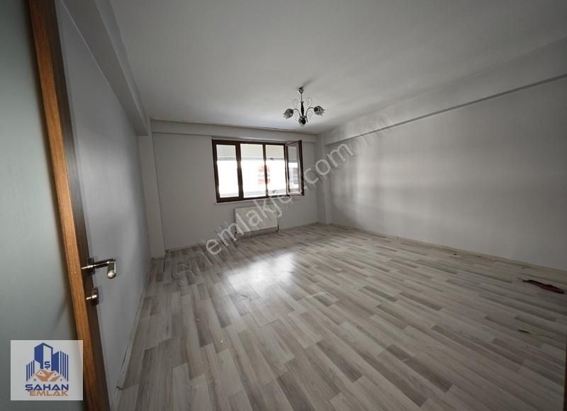 Kütahya Merkez Bahçelievler Kiralık Daire ŞAHAN'DAN BÖLCEK'TE SİTE İÇERİSİNDE 130 M2 3+1 KİRALIK DAİRE