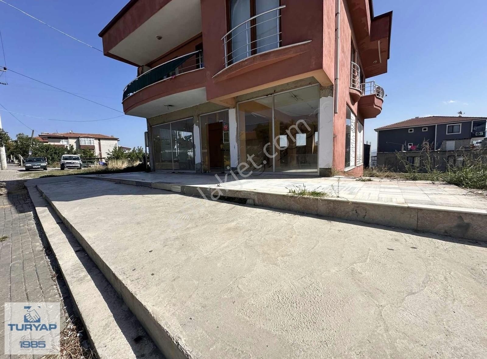 Yalova Merkez Bayraktepe Kiralık Dükkan & Mağaza Turyap Soner'den Radar Caddesinde Kiralık İşyeri