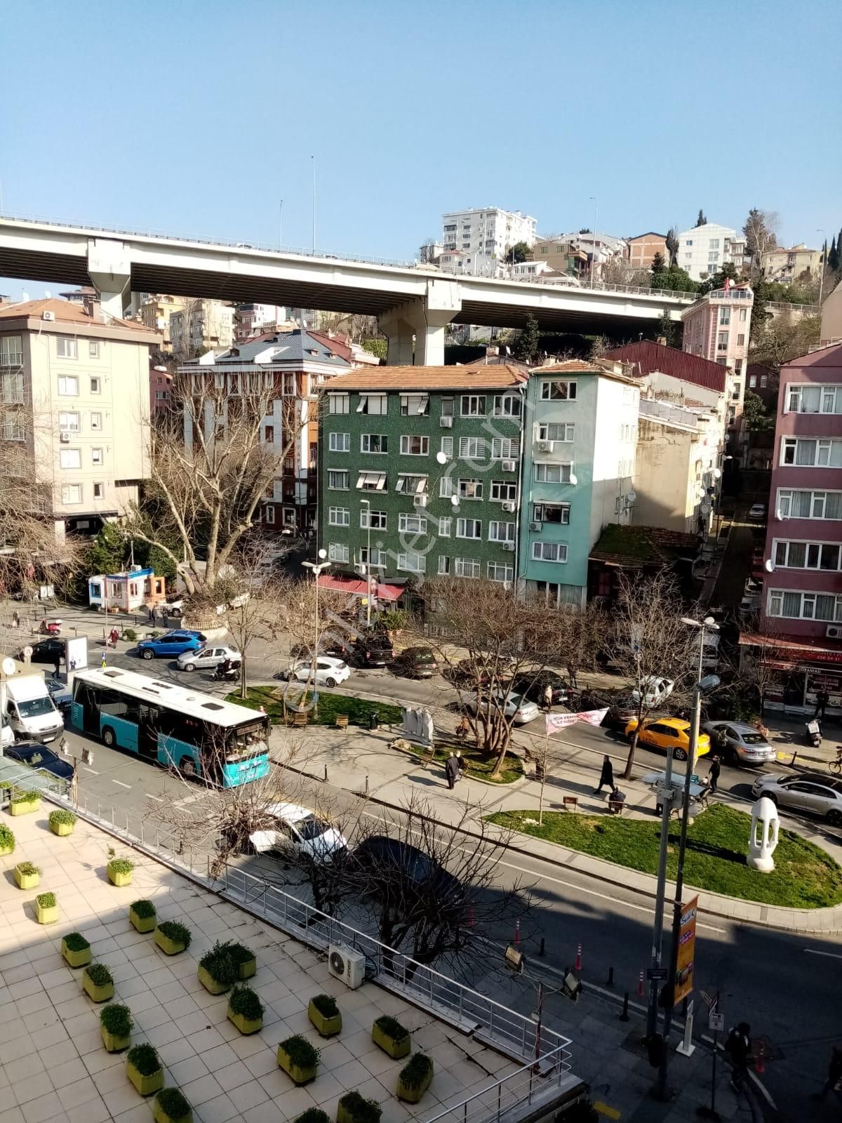 İstanbul Beşiktaş Satılık İşhanı Karadeniz Emlak Beşiktaş Ortaköy De Dereboyu Caddesi Üzerinde Kople Bina