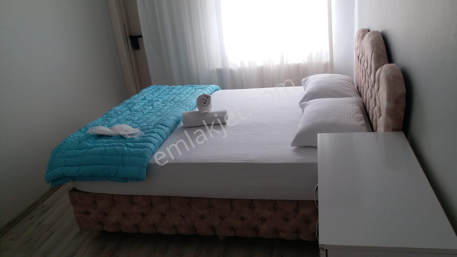 İskenderun Kurtuluş Günlük Kiralık Daire  MERKEZDE SAHİLE 1.DK. MESAFE HASARSIZ RAPORLU 7/24 KONAKLAMA ORJİNAL FOTOGRAF.