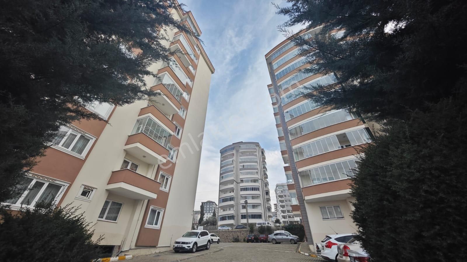 Net Profesyonel Emlaktan Deniz Manzaralı Site İçi 4+1