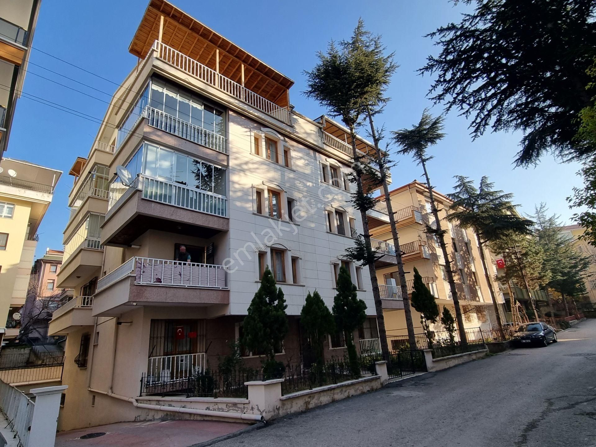 Keçiören Ayvalı Kiralık Daire  KARDEŞLER'DE 3+1 KATTA ASANSÖRLÜ 2BALKONLU FULL YAPILI ÖN CEPHE