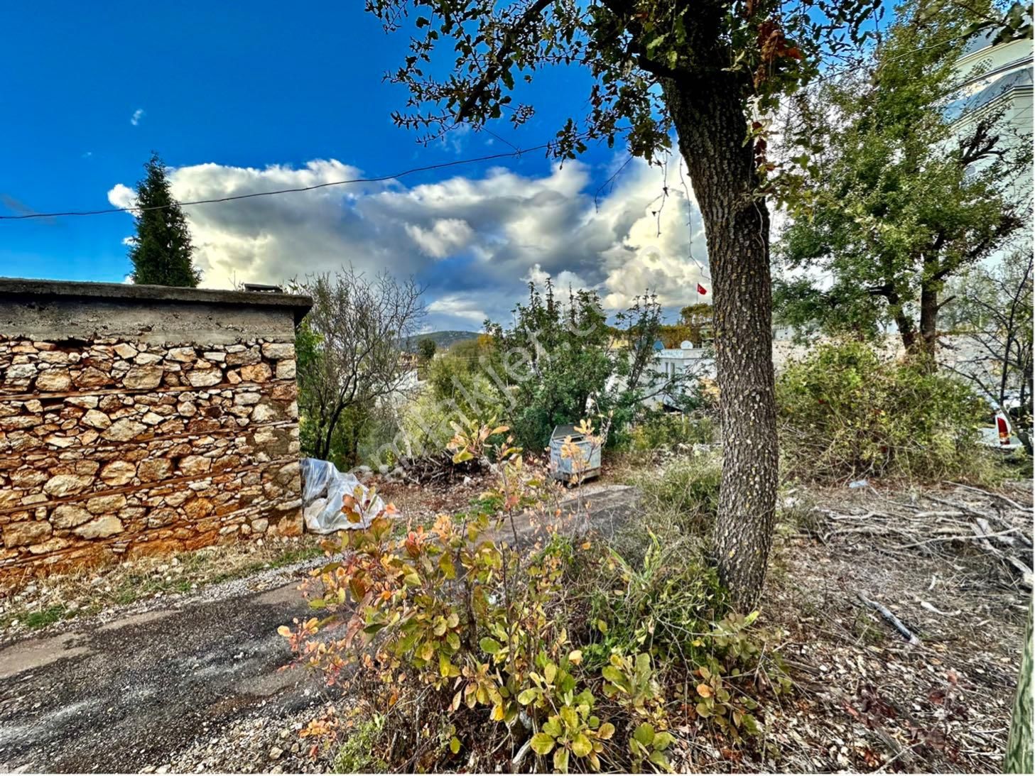 Alanya Karamanlarda Satılık 544 M2 Müstakil Arsa - Görsel 2