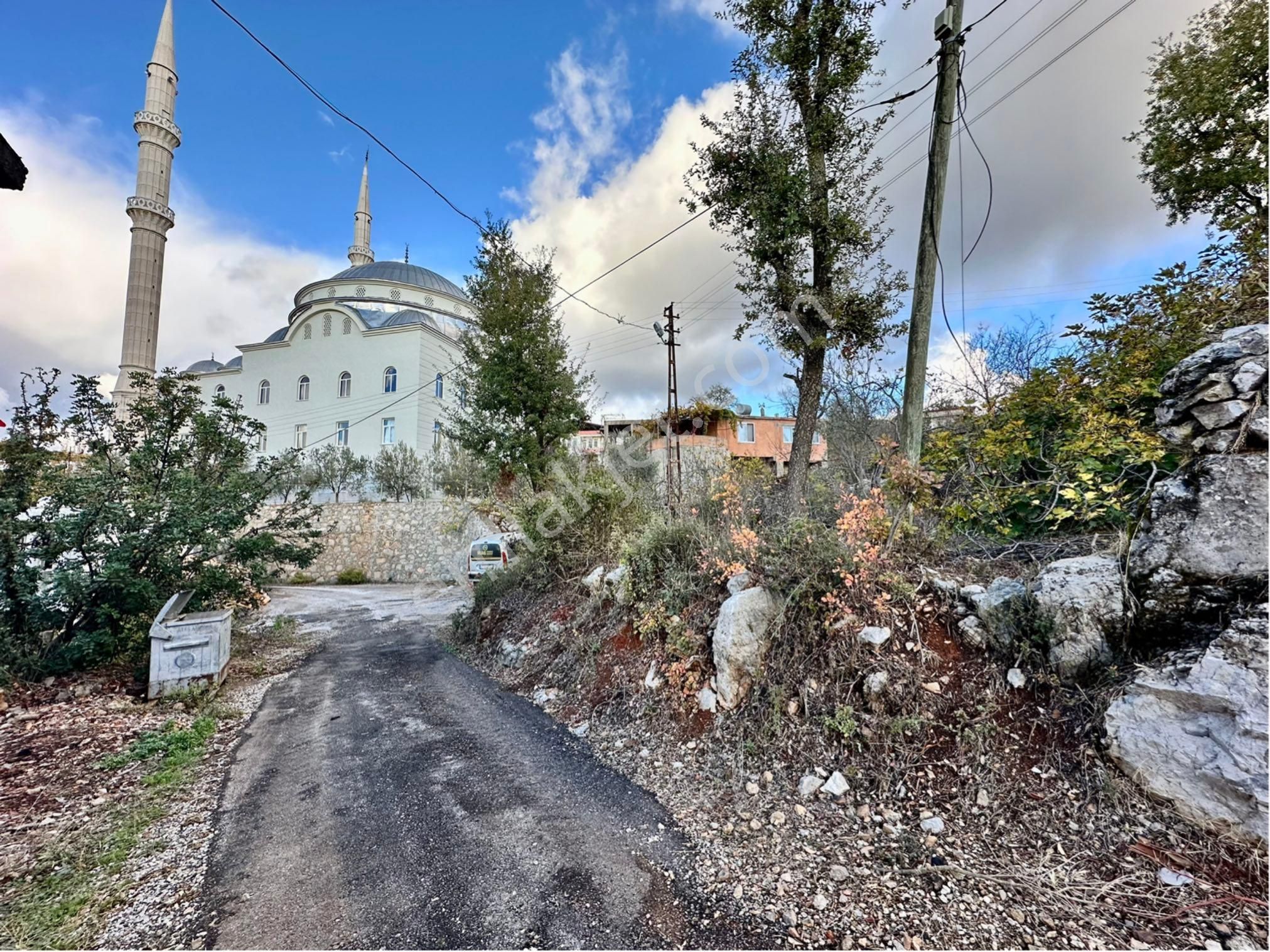 Alanya Karamanlarda Satılık 544 M2 Müstakil Arsa - Görsel 6