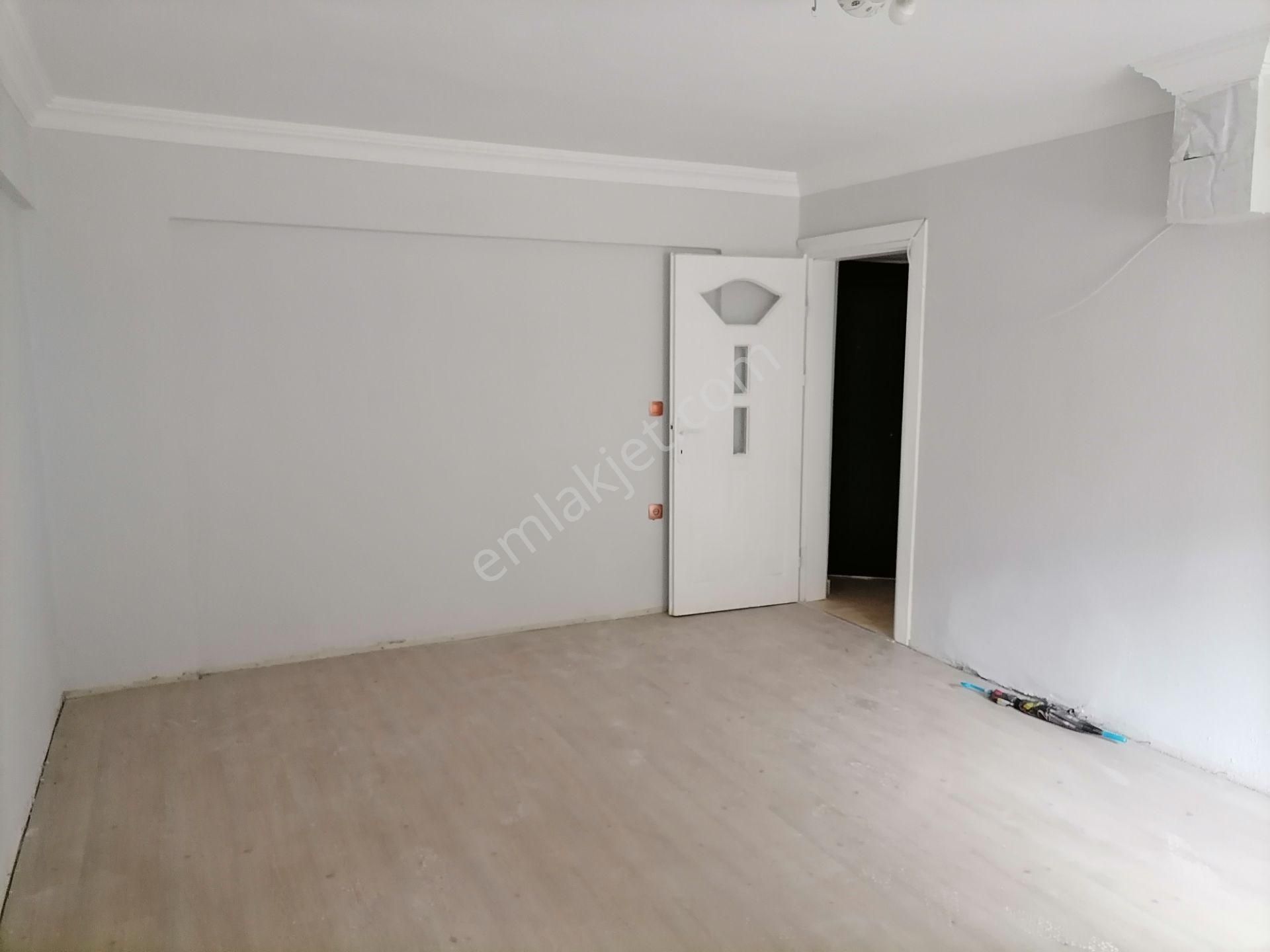 Hendek Yeni Satılık Daire  ALEMDAR GAYRİMENKULDEN HENDEK YENİ MAHALLEDE ACİL SATILIK 3+1 DAİRE