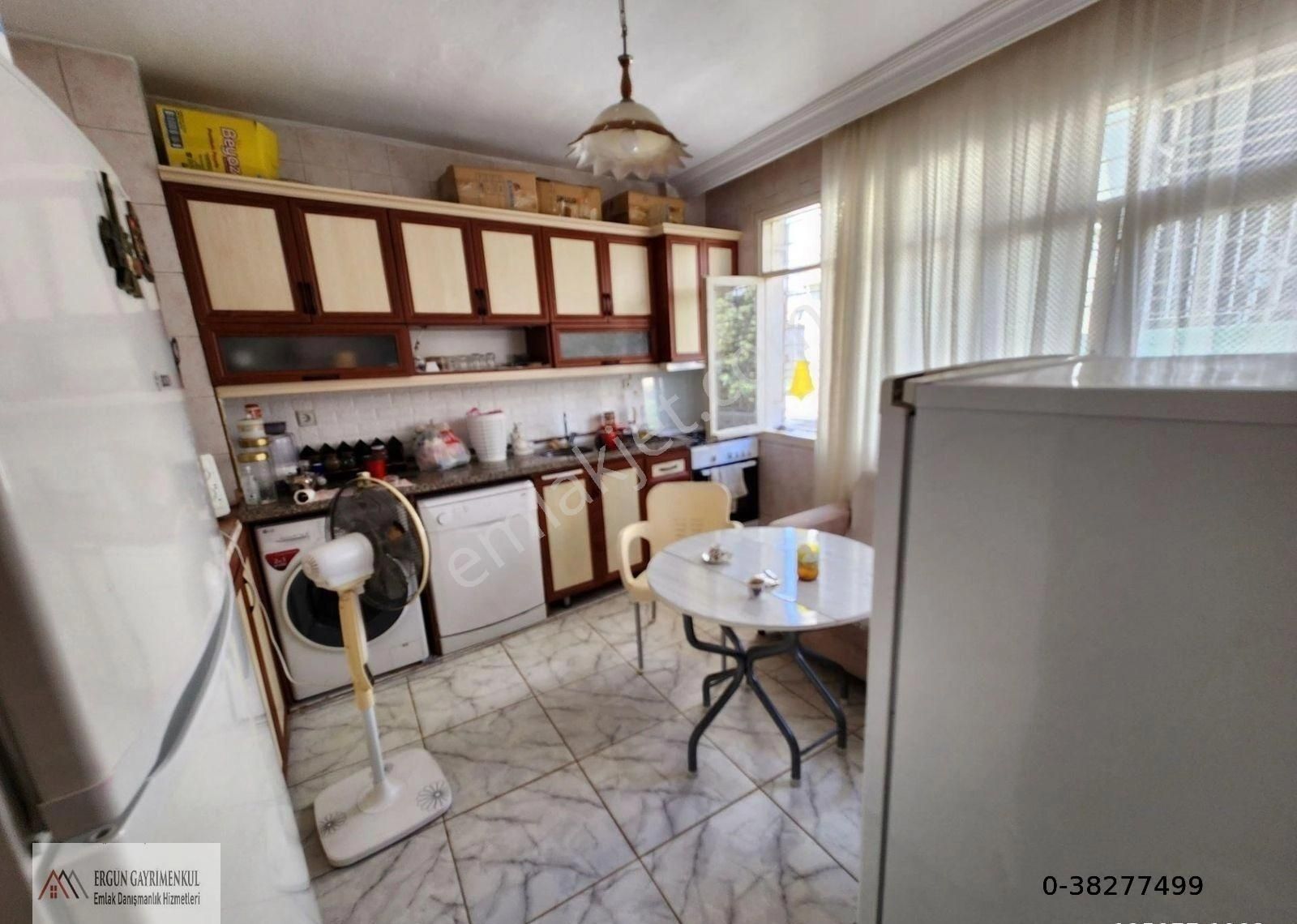 Ergünden Turgutreiste Caddeye Yakın Geniş Komple Satılık Bina - Görsel 26