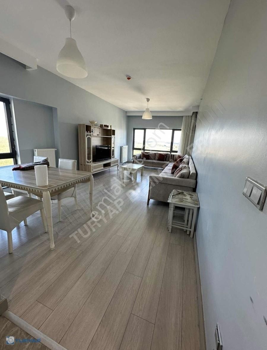 Avcılar Tahtakale Satılık Daire EMLAK KONUT EVLERİ 3 CEPHELİ 3+1 169 M2 SATILIK BOŞ DAİRE