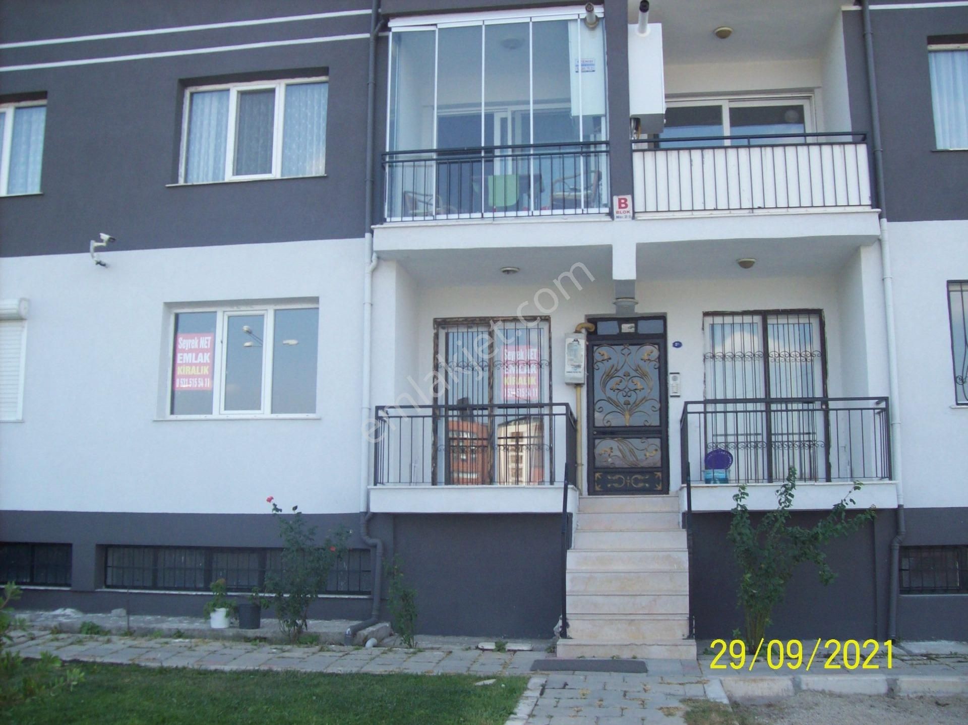 Menemen Esatpaşa Kiralık Daire  Menemen istasyon yakını 3+1 kiralık d.gazlı daire 23,000.tl