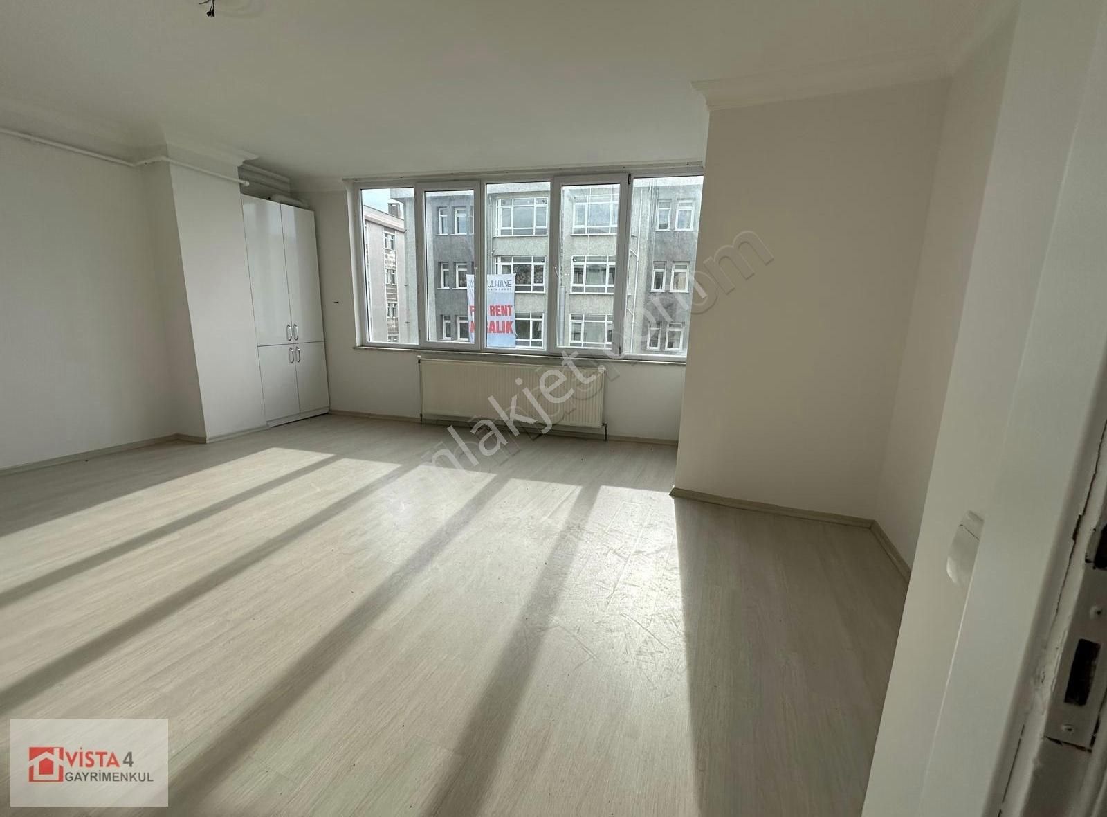 Beylikdüzü Gürpınar Satılık Daire GÜRPINAR MERKEZ İKAMETE UYGUN 2+1 130M2 NET BÜYÜK DAİRE SATILIK