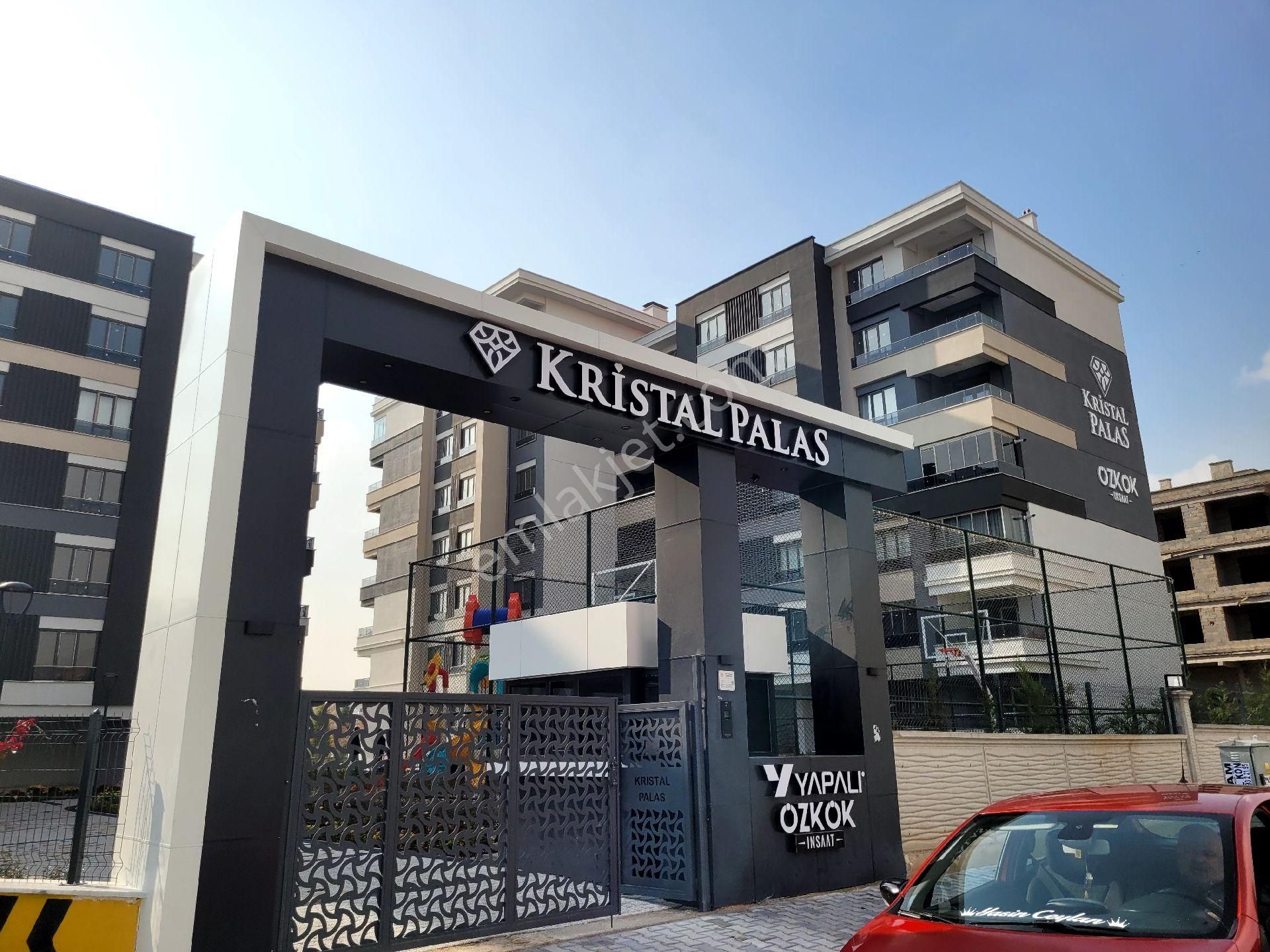 Selçuklu Selahaddin Eyyubi Satılık Daire Kristal Palas Konya Manzaralı Emsalsiz Rakama 4+1 Siteiçi Sıfır Son Kat Daire