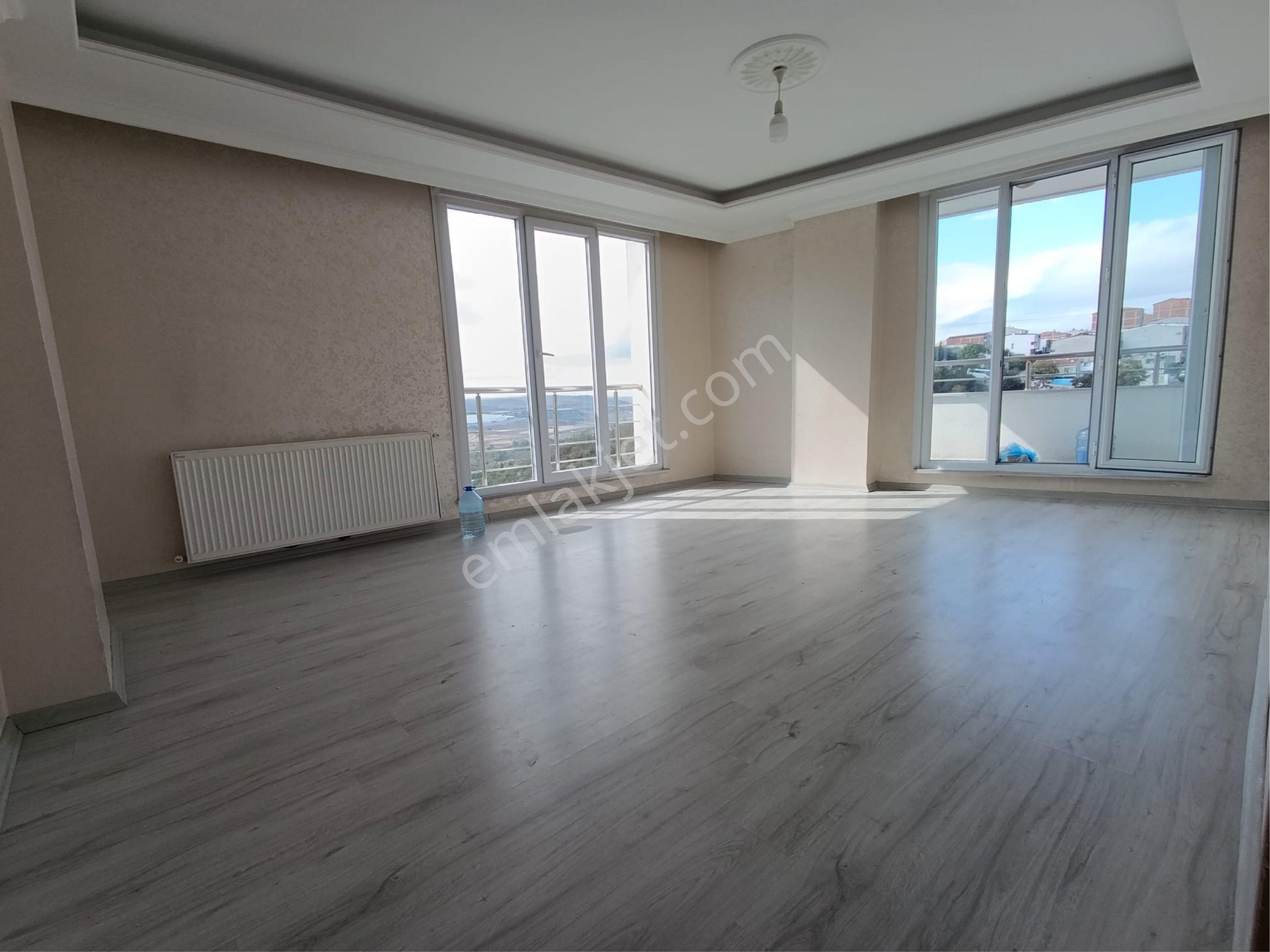 Başakşehir Güvercintepe Kiralık Daire 2+1 cadde üzeri kiralık daire