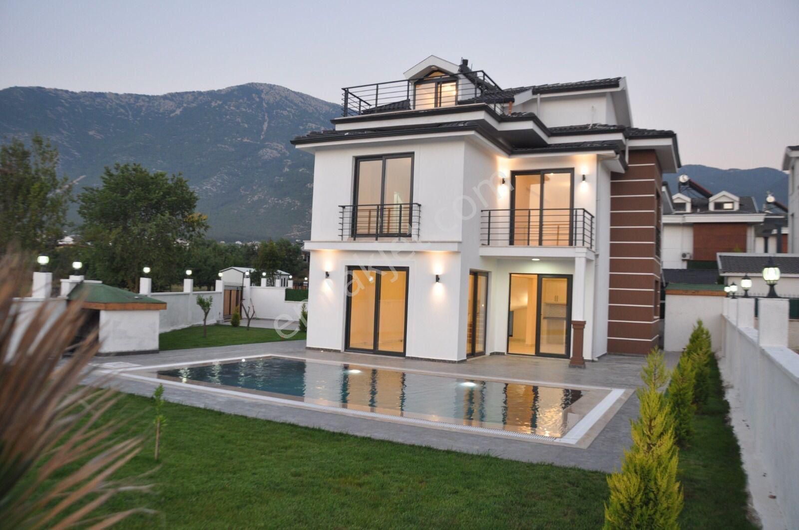 Fethiye Ölüdeniz Satılık Villa  OVACIK 4+1 SATILIK MÜSTAKİL VİLLA 