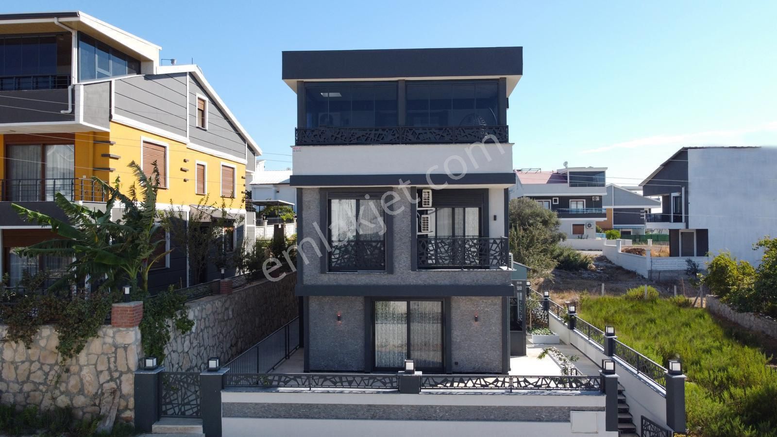 Aydın Didim Satılık Villa DENİZ MANZARALI EŞYALI VİLLA