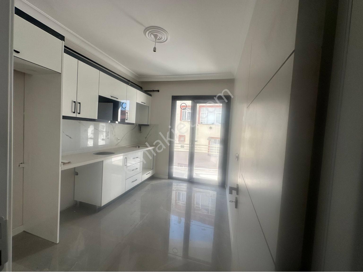 Kartal Karlıktepe Satılık Daire  KARTAL YUKARI MAH 3+1 SIFIR DAİRE