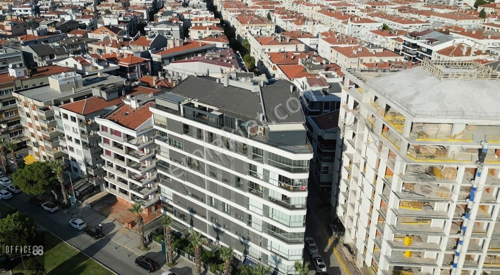 Karşıyaka Bostanlı Satılık Daire Bostanlı Yalı da 4+1 Dubleks Teraslı Satılık Daire