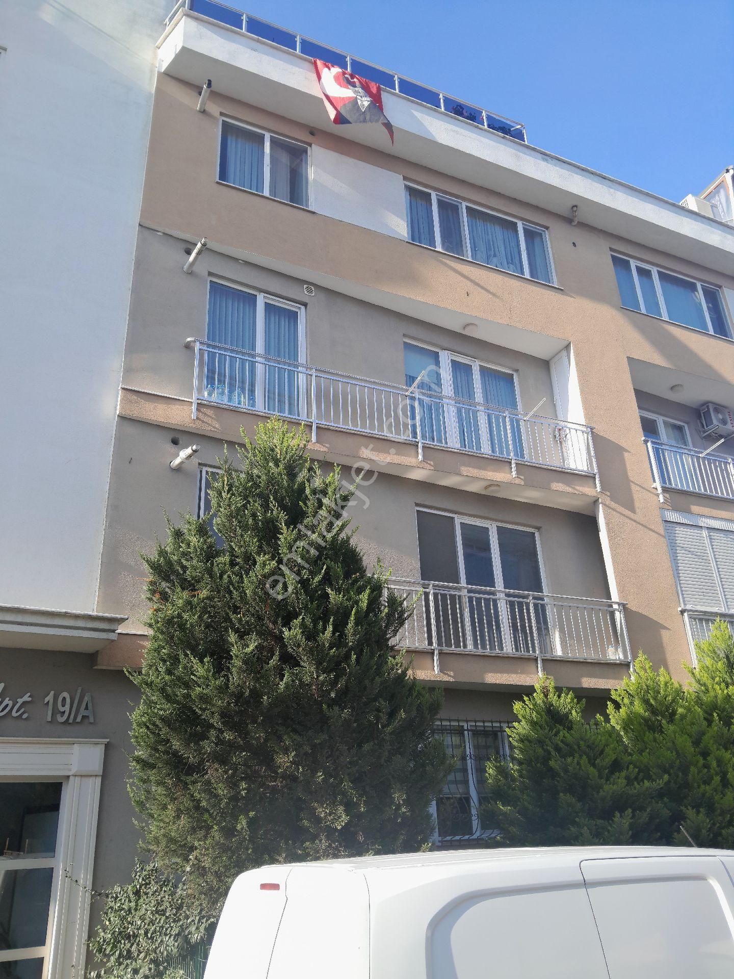 Büyükçekmece Dizdariye Satılık Daire BUYUKCEKMECE MERKEZDE SATILIK 3+1 DAIRE