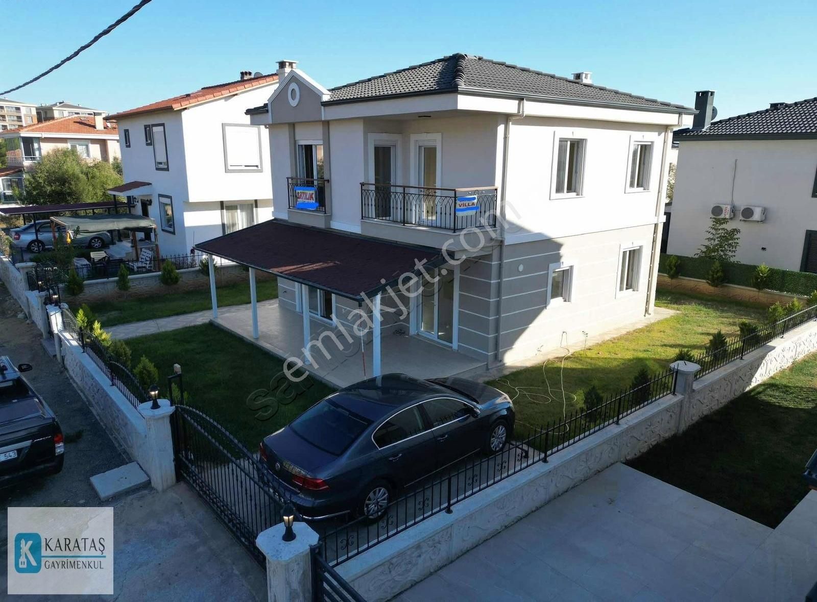 Ayvalık Küçükköy Satılık Villa SARIMSAKLI'DA BÖLGE KALİTESİNİN ÜZERİNDE SATILIK 4+1 LÜKS VİLLA