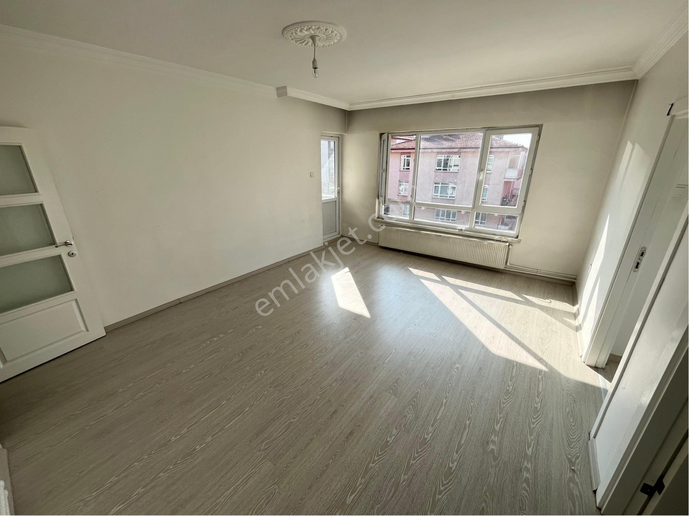 Keçiören Ayvalı Kiralık Daire Tekin Emlaktan Etlik Şehir Hastanesi Ve Antares Yakını Katta Mantolamalı 3+1 Kiralık Daire !!!