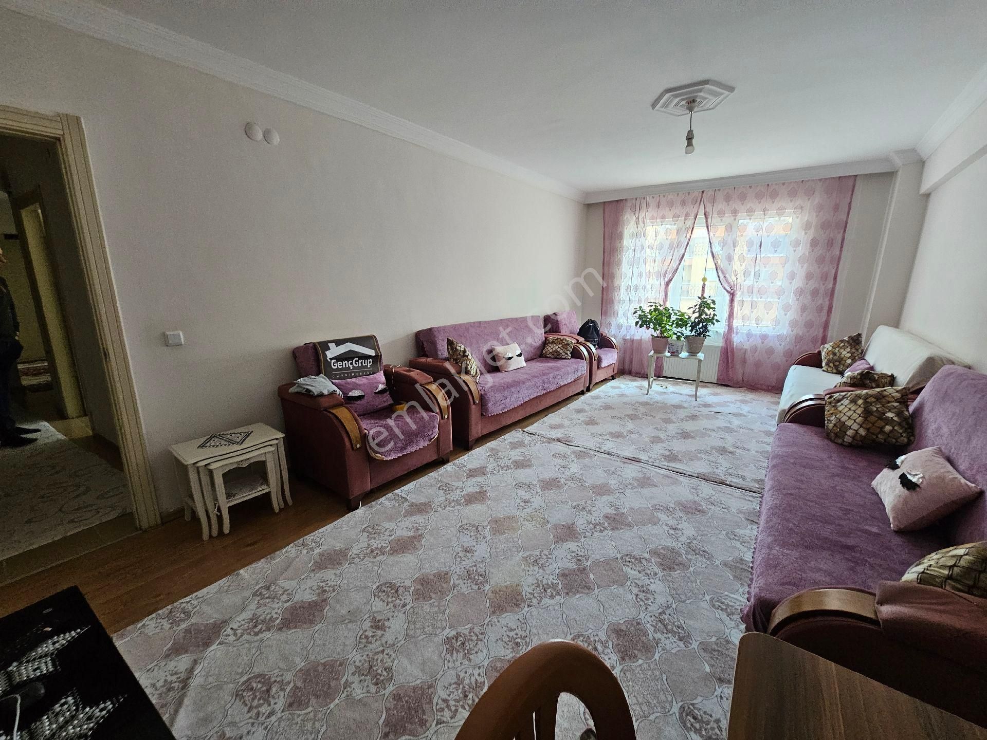 Eskişehir Tepebaşı Hastaneye Yakın Kiralık Daire  *GENÇ GRUP*SEYLAP CADDE ÜZERİNDE TERASLI BALKONLU 2+1 KİRALIK DAİRE 