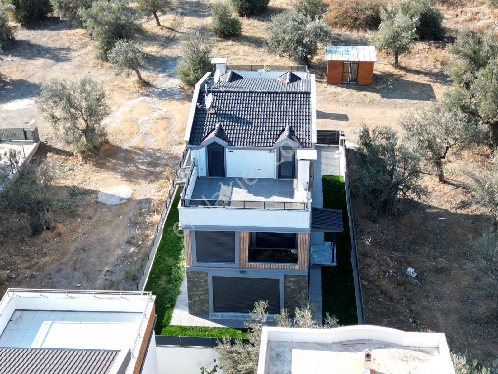 Balıkesir Edremit Satılık Villa  SABRİ PINARBAŞI'dan GÜRE'de SATILIK SIFIR VİLLA 