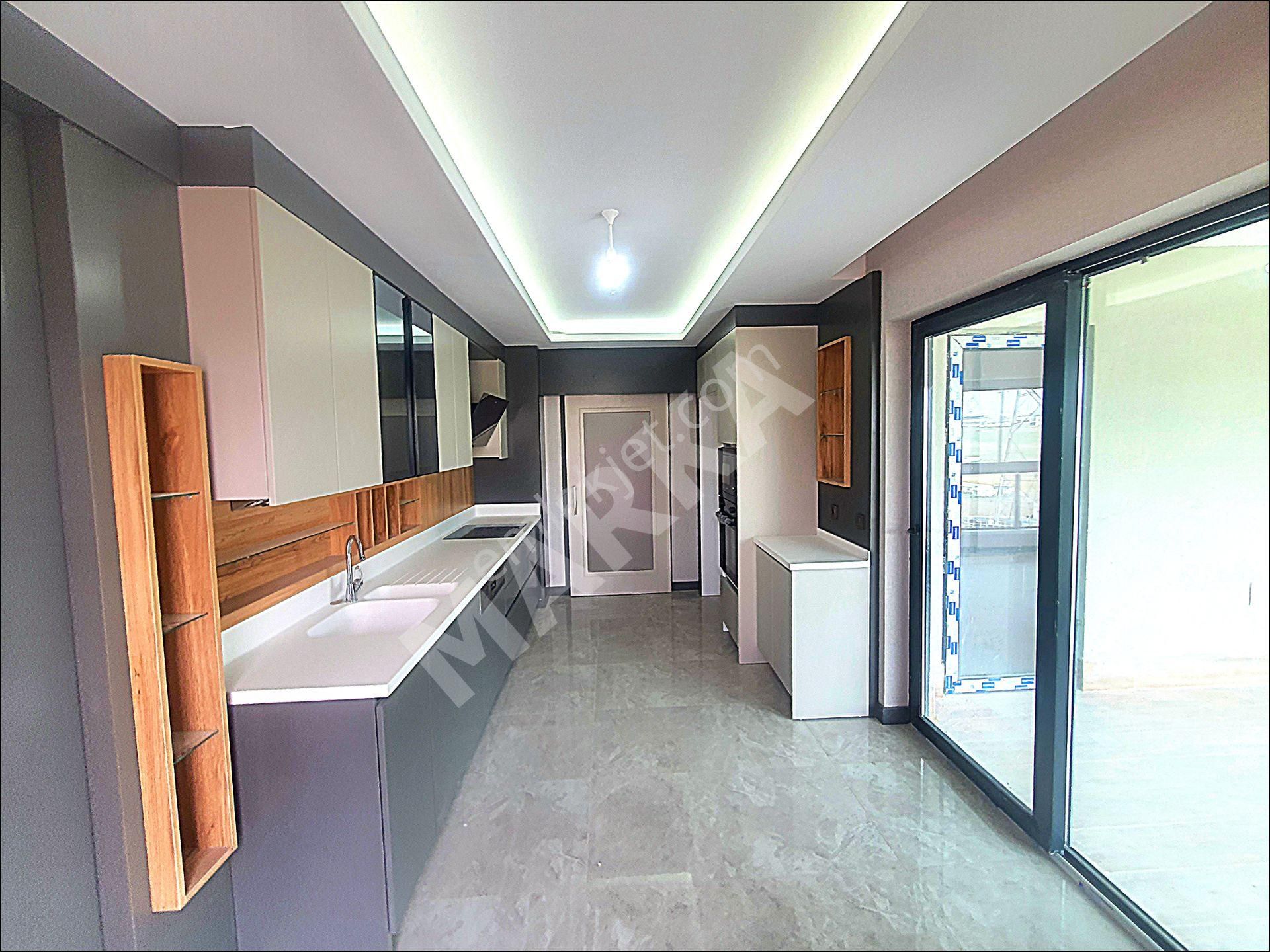 Yenimahalle Susuz Satılık Daire SUSUZ'DA SIFIR KAPALI OTOPARKLI 170 M2 SATILIK SIFIR 4+1 DAİRE /MARKA 