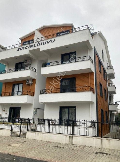 Gölcük Çiftlik Satılık Daire GÖLCÜK ÇİFTLİK MAHALLESİNDE ARA KAT MASRAFSIZ SATILIK 3+1 DAİRE