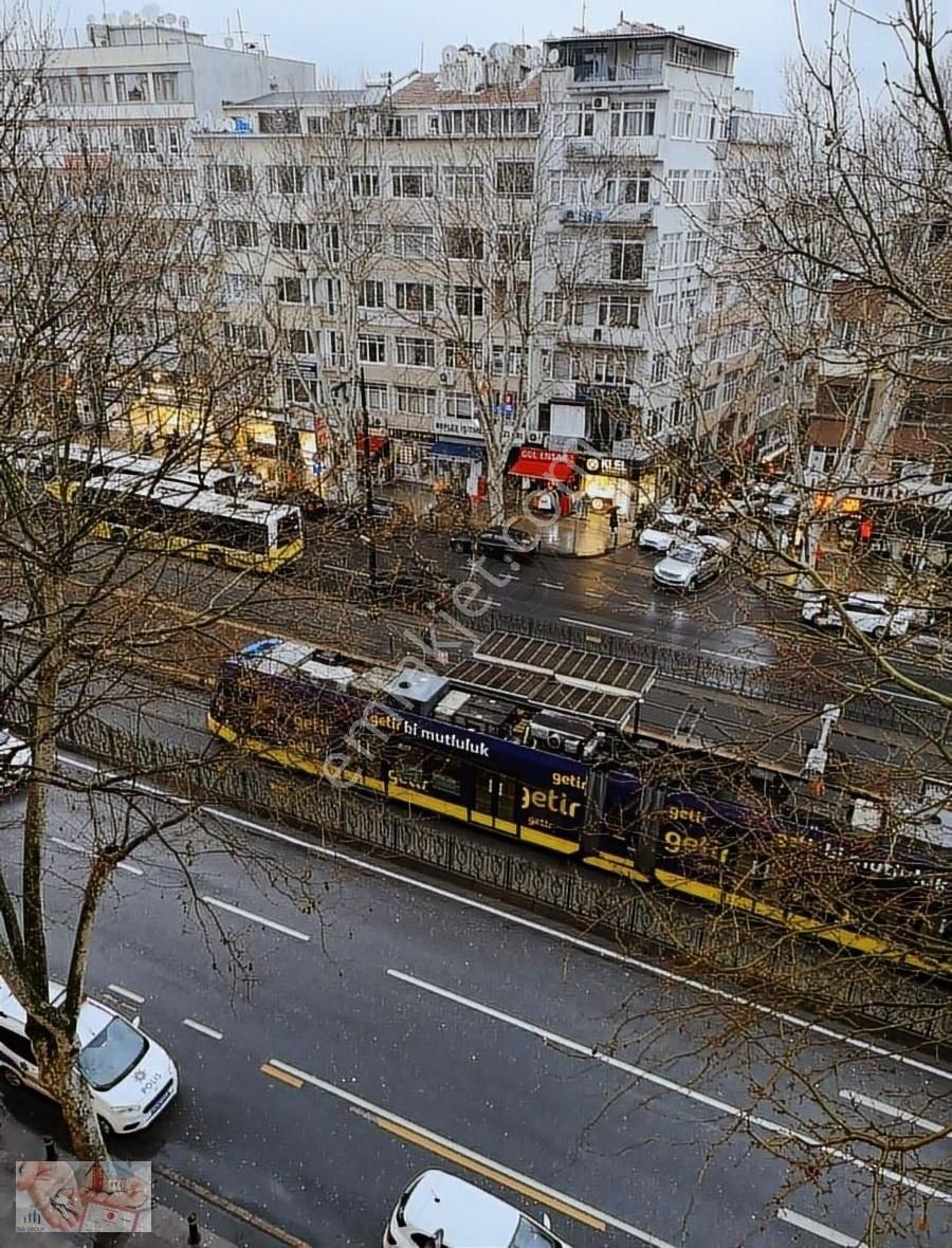 Fatih Haseki Sultan Satılık Daire EMSALSİZ! MİLLET CADDESİNDE ASANSÖRLÜ 200M2