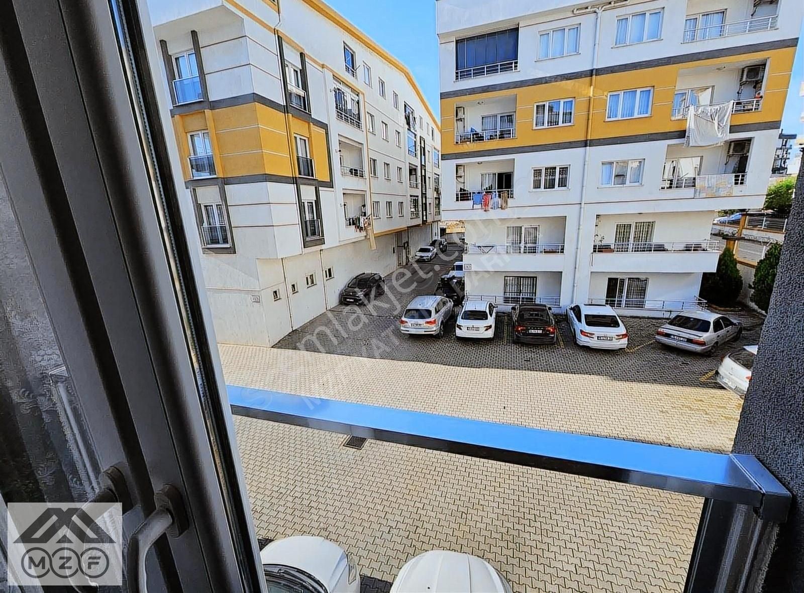 Darıca Osman Gazi Satılık Daire TUZLA CADDESİN'DE SİTEDE ARAKAT 3+1 125m2