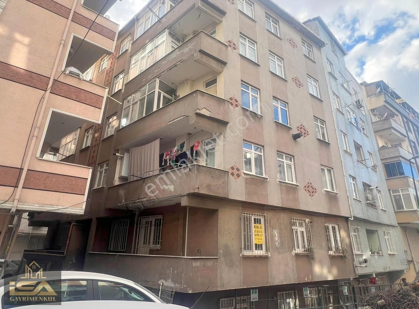 Bahçelievler Hürriyet Metroya Yakın Kiralık Daire B.EVLER DEVLET HASTANESİ YAKINI KİRALIK 2+1 BALKONLU Y.GİRİŞ