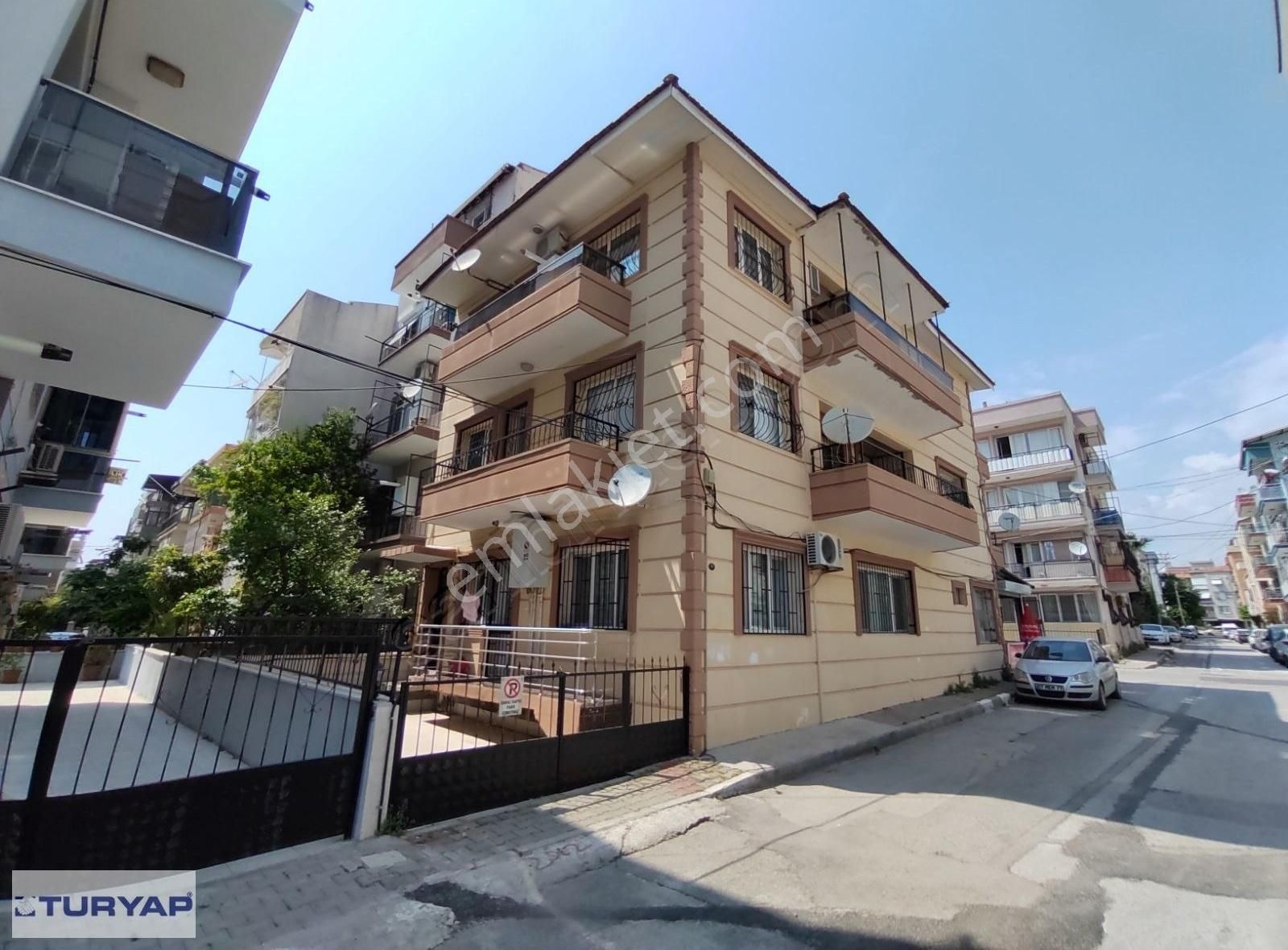 Buca Akıncılar Satılık Daire AKINCILAR MAHALLESİNDE SATILIK 3+1 DAİRE