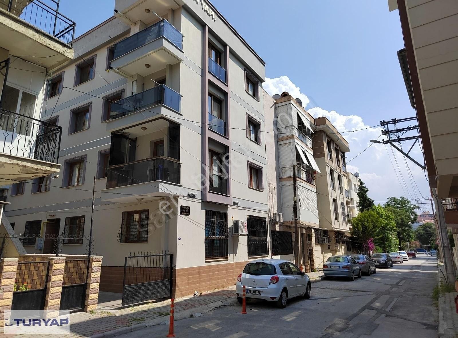 Buca Akıncılar Satılık Daire AKINCILAR MAHALLESİNDE SATILIK KAPALI MUTFAK 2+1 DAİRE