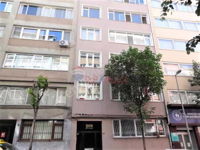 Şişli Merkez Kiralık Daire ŞİŞLİ SIRACEVİZLER CADDESİ ÜZERİNDE METROYA VE BOMONTİYE YAKIN KİRALIK 3+1 ARA KAT DAİRE