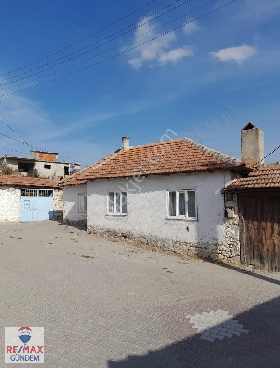 Yunusemre Osmancalı Satılık Müstakil Ev MANİSA OSMANCALI KÖY EVİ