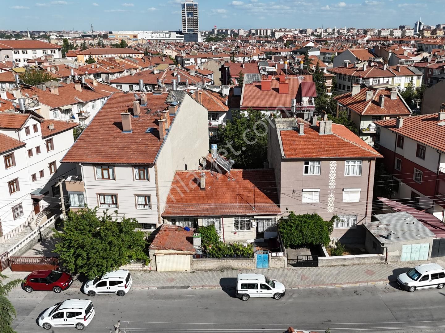 Selçuklu Aydınlıkevler Satılık Konut İmarlı  İŞYAPAR GAYRİMENKULDEN 3 KAT 6 DAİRELİK TAHRAN CADDESİNDE ARSA