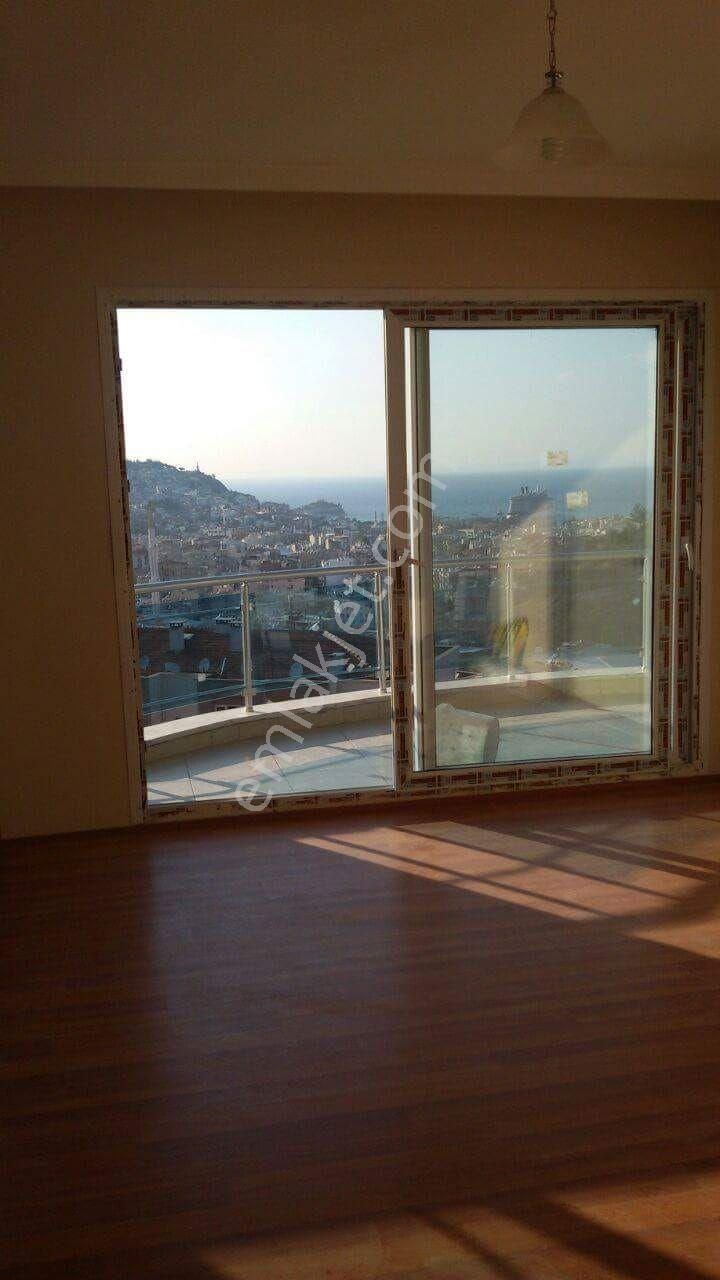 Kuşadası İkiçeşmelik Satılık Daire KUŞADASI MUHTESEM MANZARASI ILE 2+1 SATILIK DAİRE