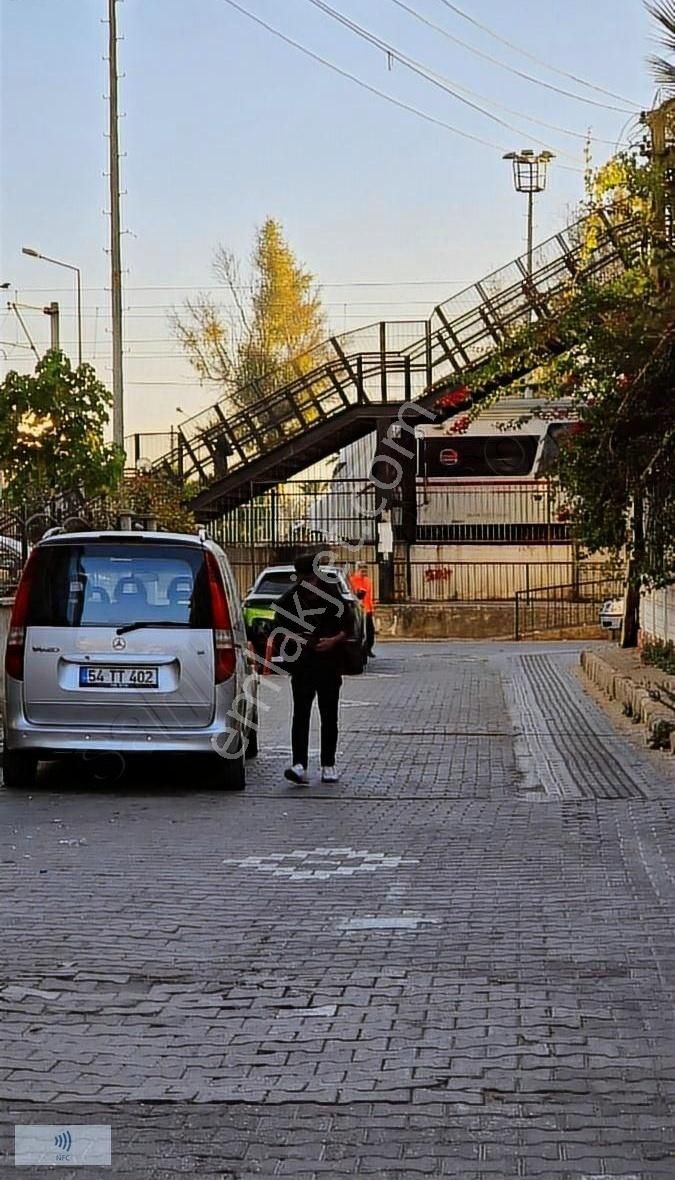 İzmir Bayraklı Denize Sıfır Satılık Daire BAYRAKLI GÜNEŞKENT SİTESİ DENİZ MANZARALI BÜYÜK TİP 3+1 SATILIK