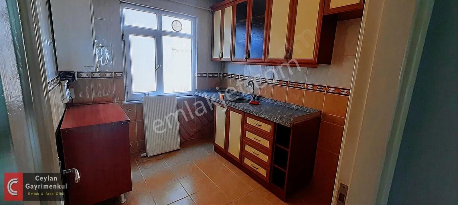 Bahçelievler Kocasinan Merkez Metroya Yakın Kiralık Daire K.SİNAN MRKZ MH. 3 KATLI BİNALARDA 3'NCÜ KAT 85 M2 2+1 DAİRE