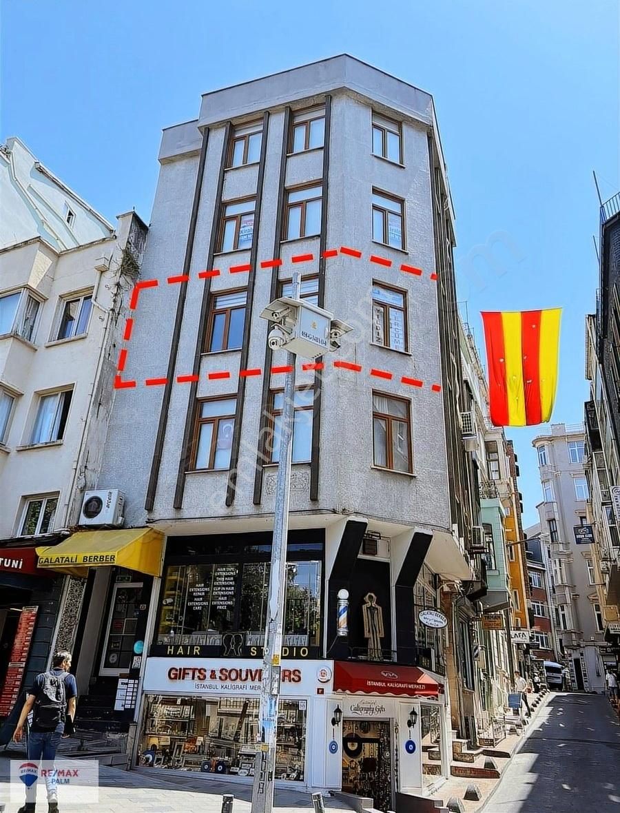 Beyoğlu Şahkulu Kiralık Ofis Remax Palm'den Galata Kulesi Yakınında Kiralık Ofis