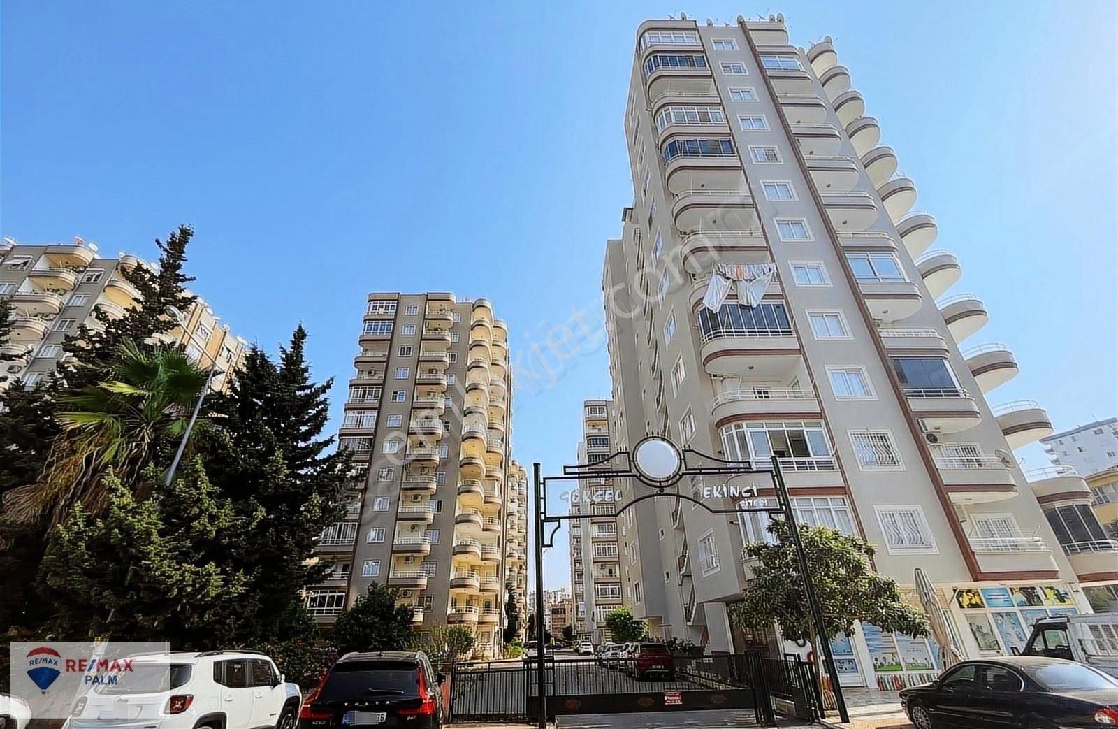 Yenişehir Bahçelievler Satılık Daire Remax Palm'den Gökçel Ekinci Sitesinde Satılık 3+1 Daire