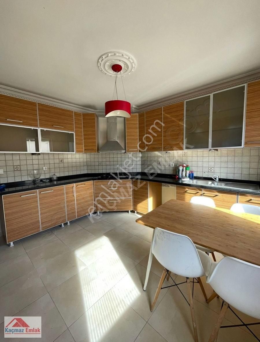 Manavgat Bahçelievler Satılık Daire MANAVGAT BAHÇELİEVLERDE KAPALI GARAJLI SATILIK 5+1 DUBLEKS DAİRE