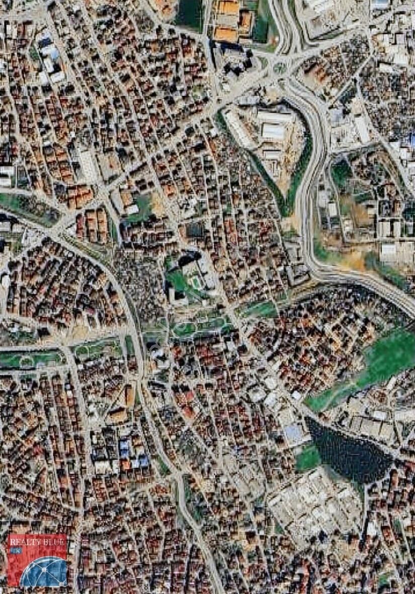 Pendik Güllü Bağlar Satılık Konut İmarlı Pendik Güllübağlar Satılık 210 m² Arsa Köşe Parsel