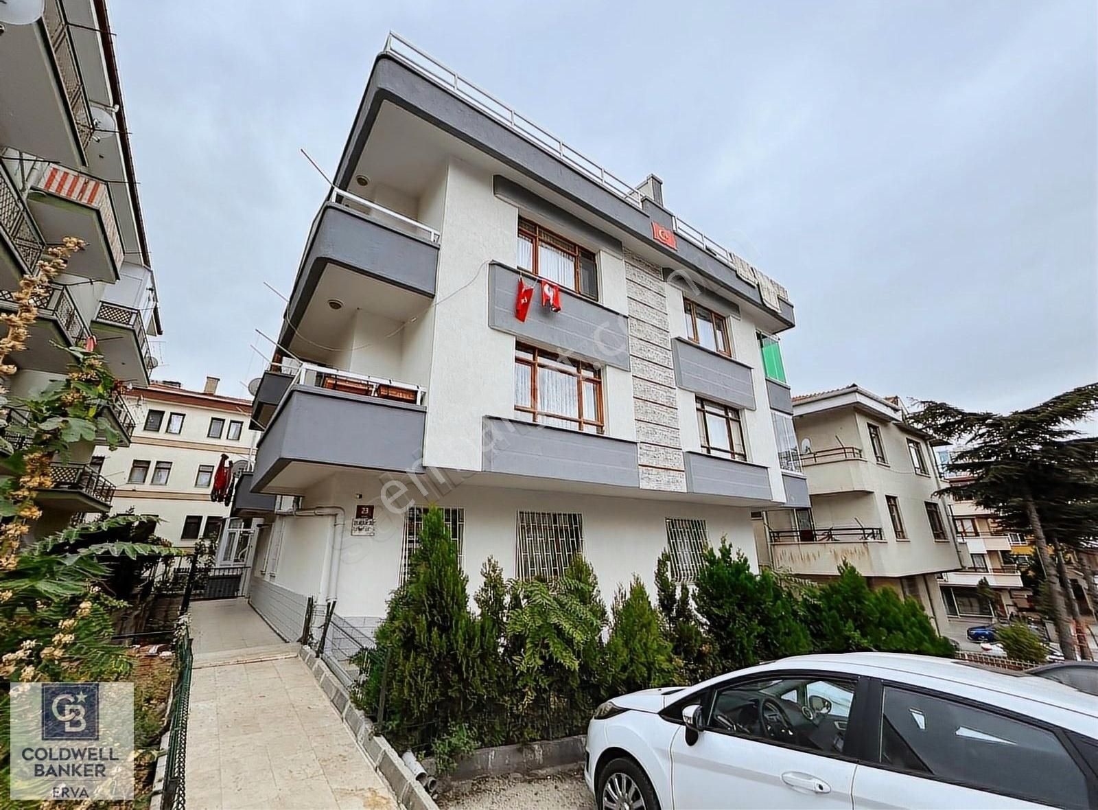 Çankaya Oğuzlar Satılık Daire ÇANKAYA OĞUZLAR MAHALLESİN'DE FIRSAT DAİRE 2+1 SATILIK DAİRE