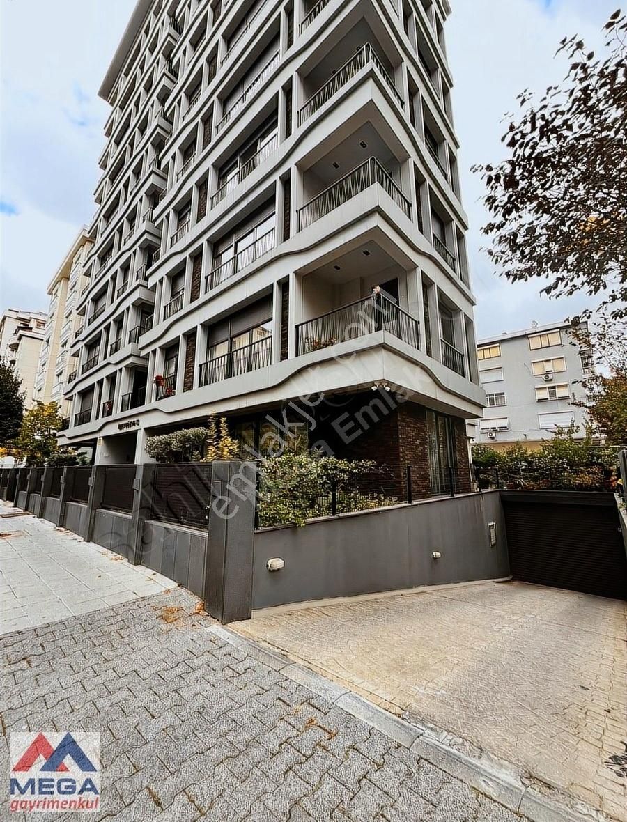 Kadıköy Suadiye Satılık Daire SUADİYE DE 400 M2 NET KULLANIMLI TERASLI 5+1 DUBLEKS DAİRE